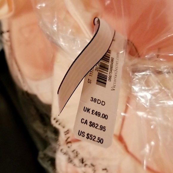 Bras - Picture 3 of 4